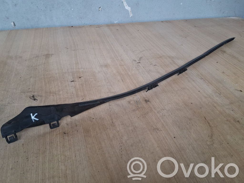 Volvo S60 Windshield trim 