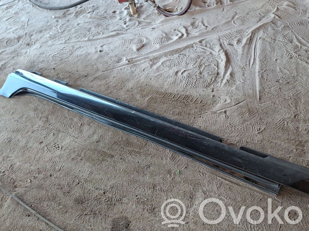 Volvo S60 Sill 