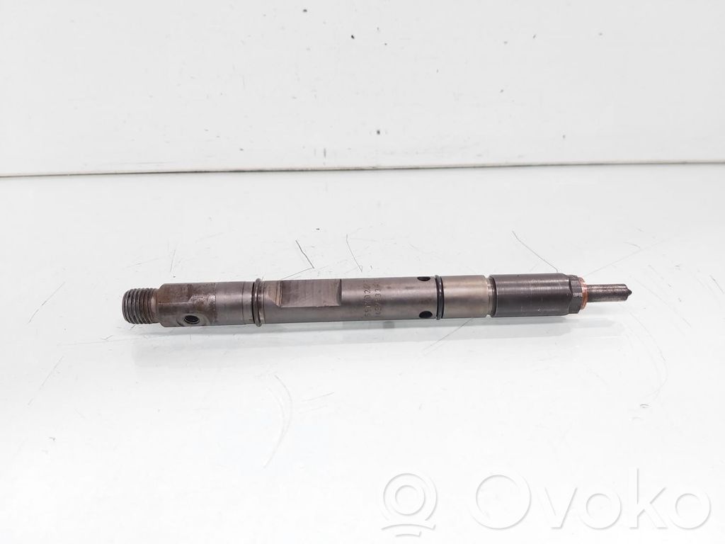 Audi A6 S6 C5 4B Polttoainesuutin