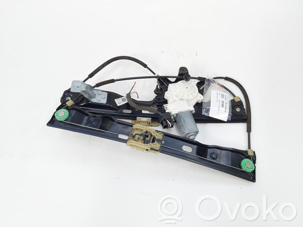 Ford Focus Regulador de puerta delantera con motor