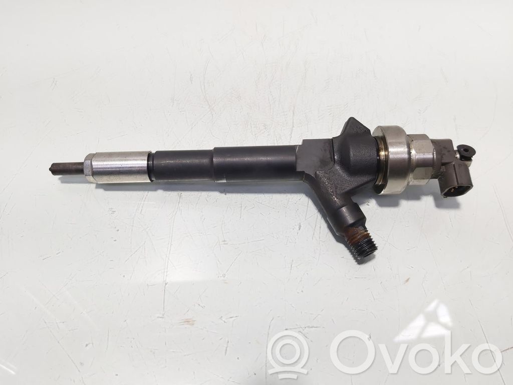 Opel Astra J Injector combustibil 