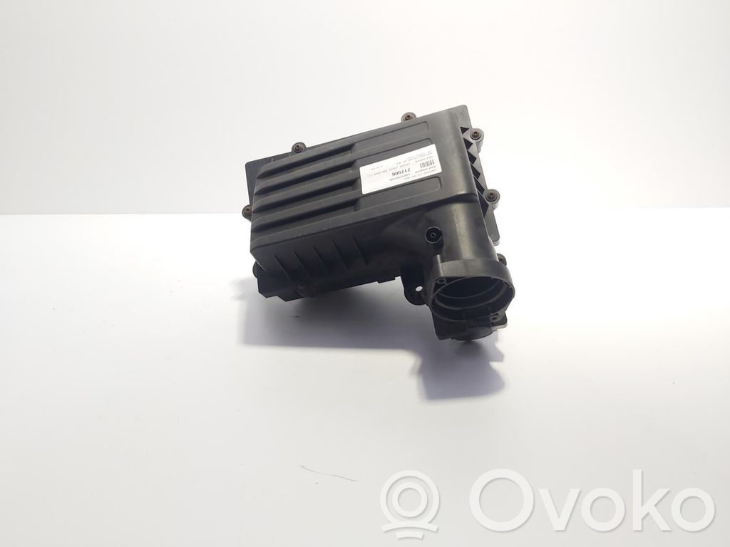 Volkswagen PASSAT B8 Couvercle du boîtier de filtre à air 