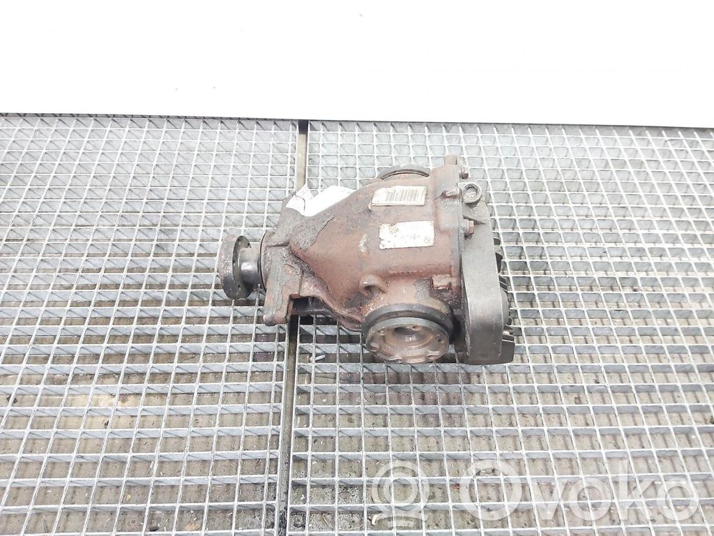 BMW 5 E60 E61 Aizmugurējais reduktors