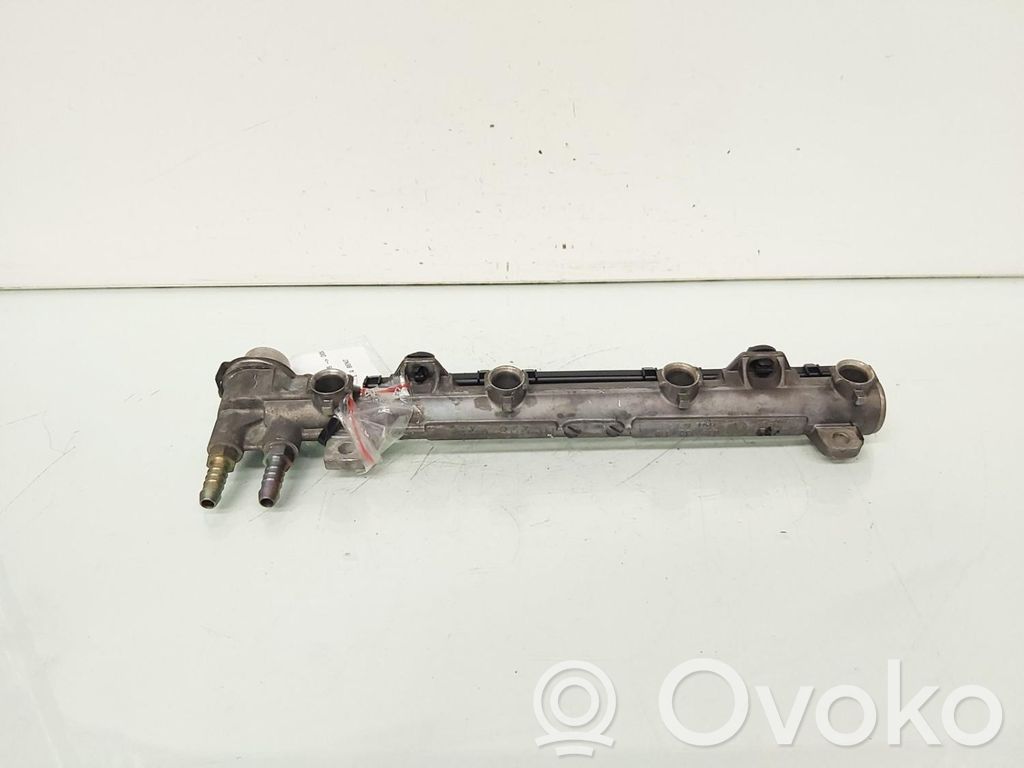 Volkswagen Golf IV Tuyau de conduite principale de carburant 