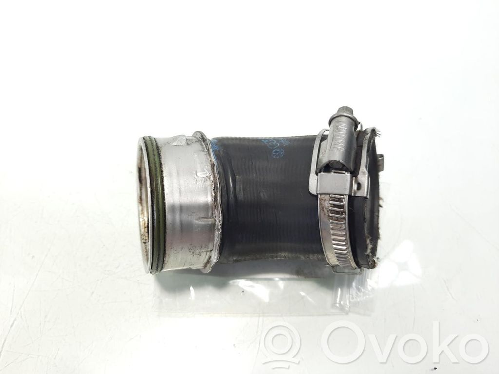 Audi Q7 4L Tube d'admission de tuyau de refroidisseur intermédiaire 