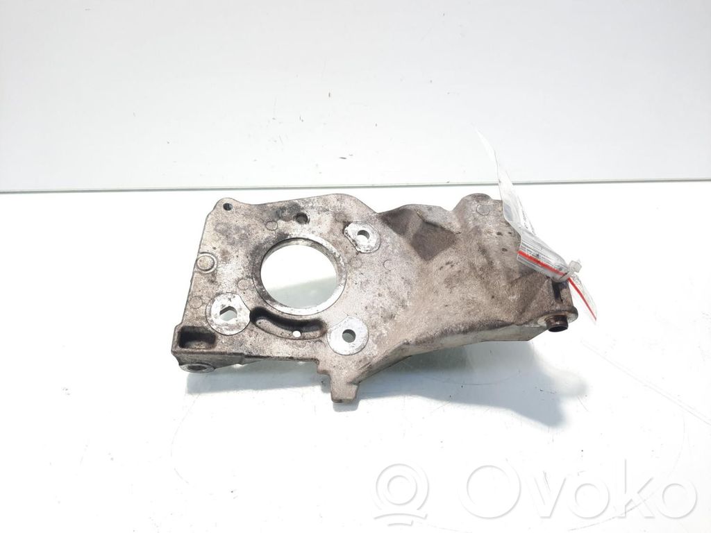 Peugeot 207 Generator/alternator bracket 