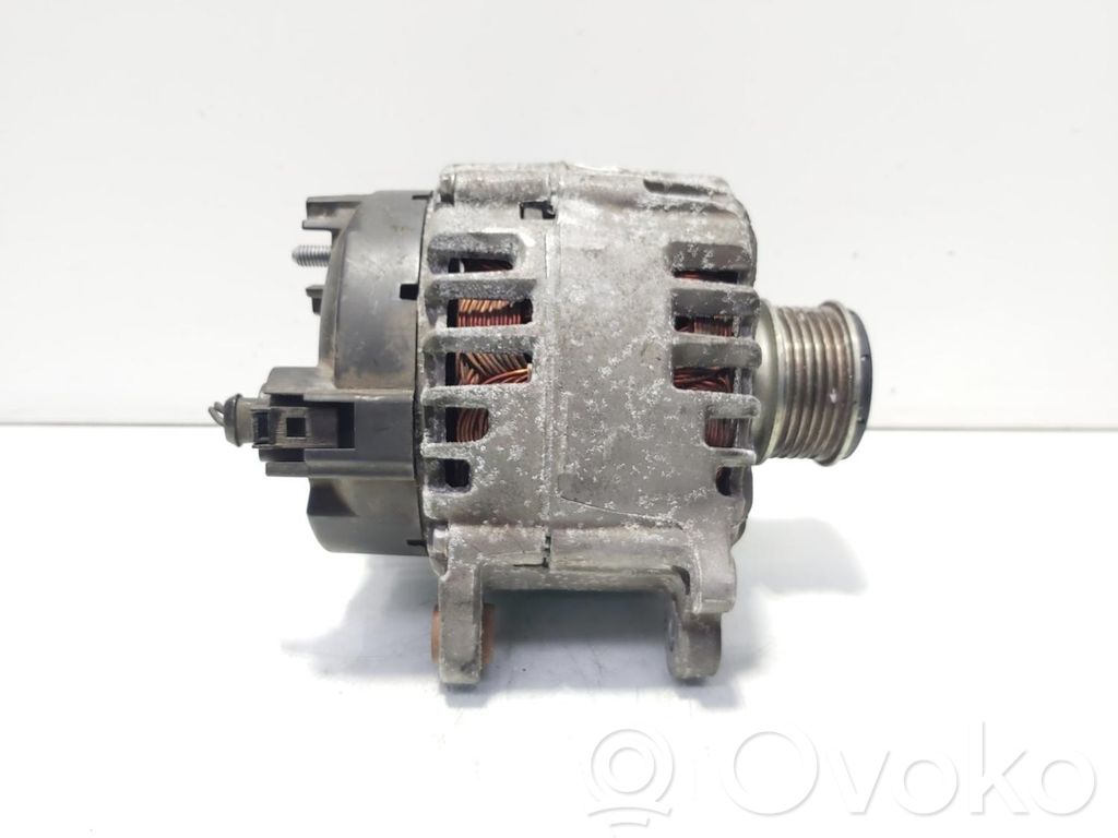 Volkswagen PASSAT CC Générateur / alternateur 