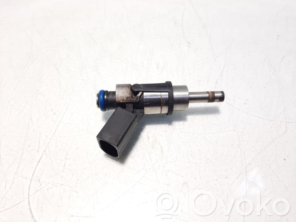 Volkswagen PASSAT B6 Inyector de combustible 
