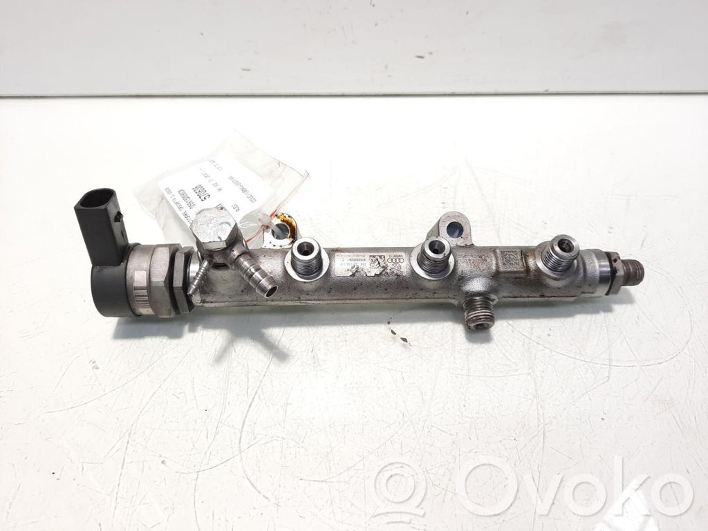 Audi A4 Allroad B8 Kraftstoffverteiler Einspritzleiste Verteilerrohr 