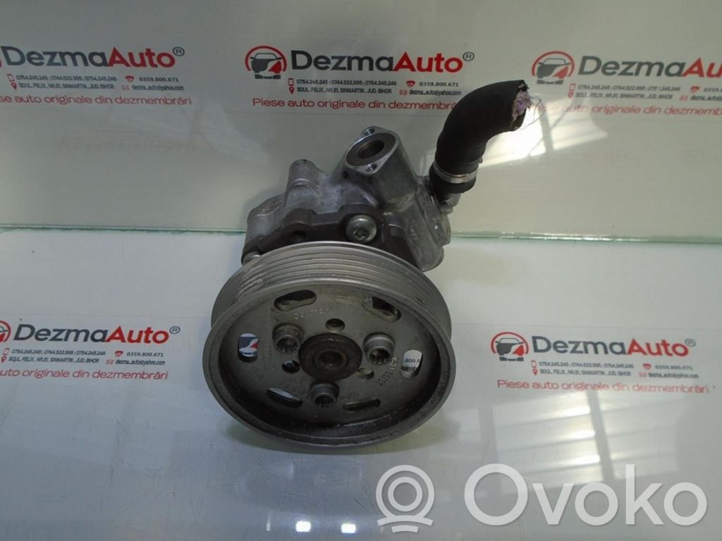 Audi A5 8T 8F Bomba de dirección hidráulica 