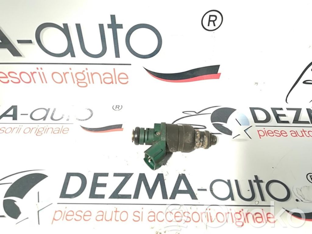 Skoda Octavia Mk1 (1U) Inyector de combustible 