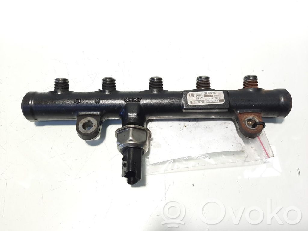 Ford Mondeo MK IV Polttoainepääputki 