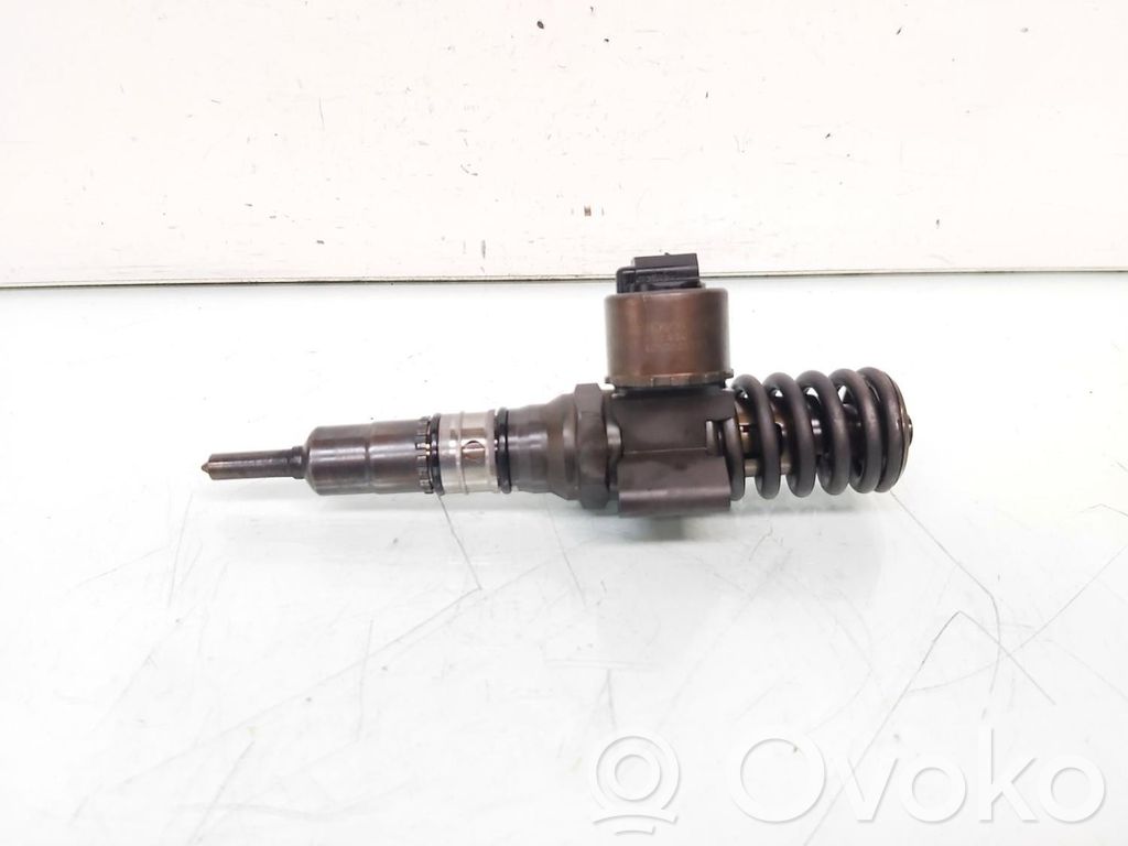 Audi A4 S4 B7 8E 8H Injector combustibil 