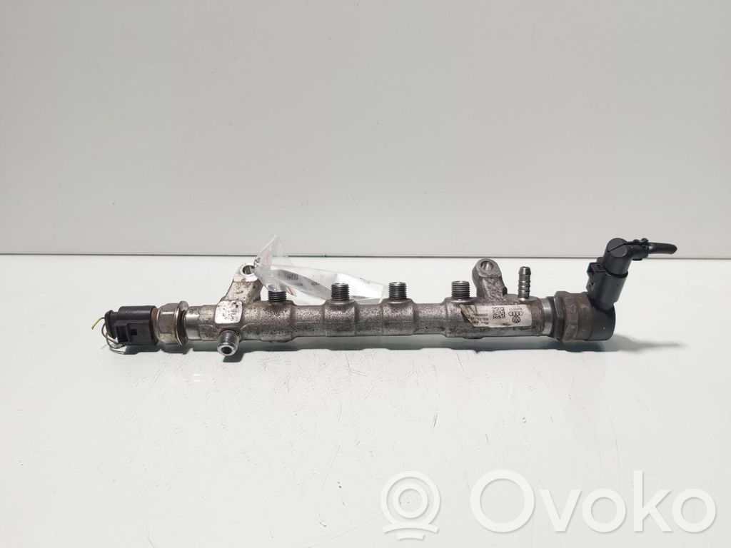 Audi A3 S3 8P Tuyau de conduite principale de carburant 