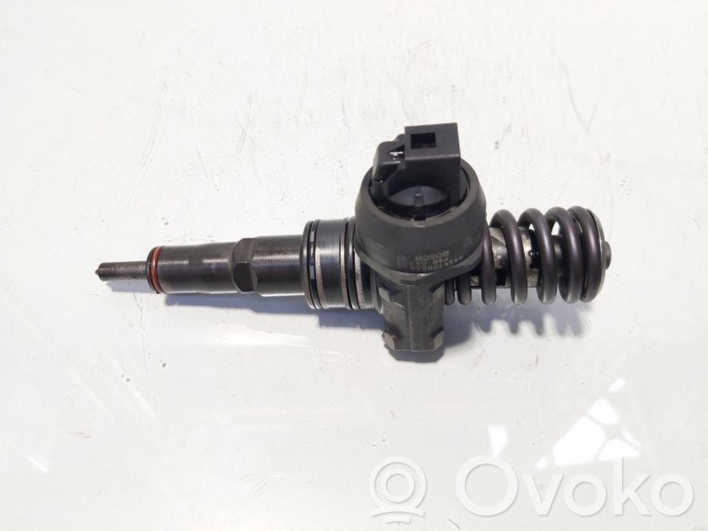 Audi A4 S4 B6 8E 8H Iniettore 