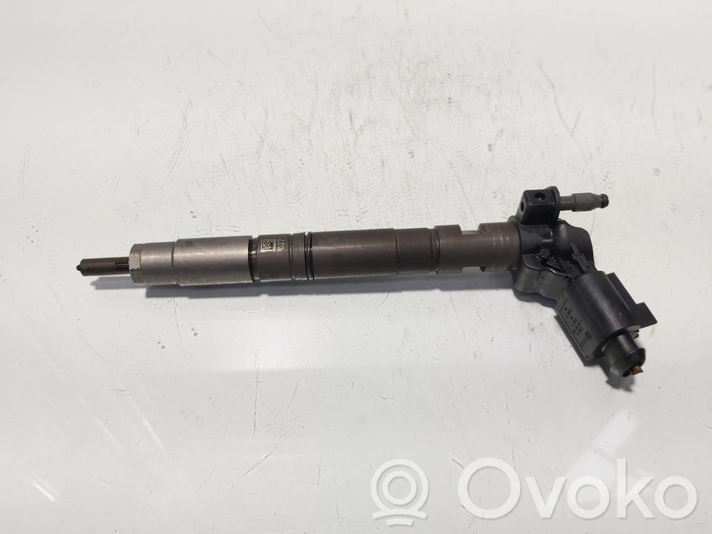 Volkswagen PASSAT CC Injector combustibil 