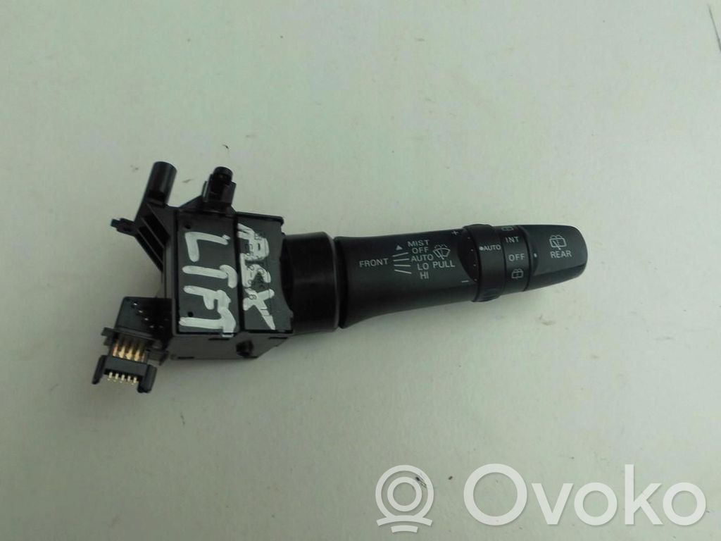 Mitsubishi ASX Tailgate/trunk/boot open switch 