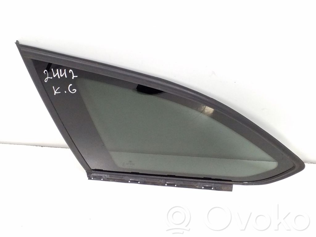 BMW 3 F30 F35 F31 Szyba karoseryjna tylna 