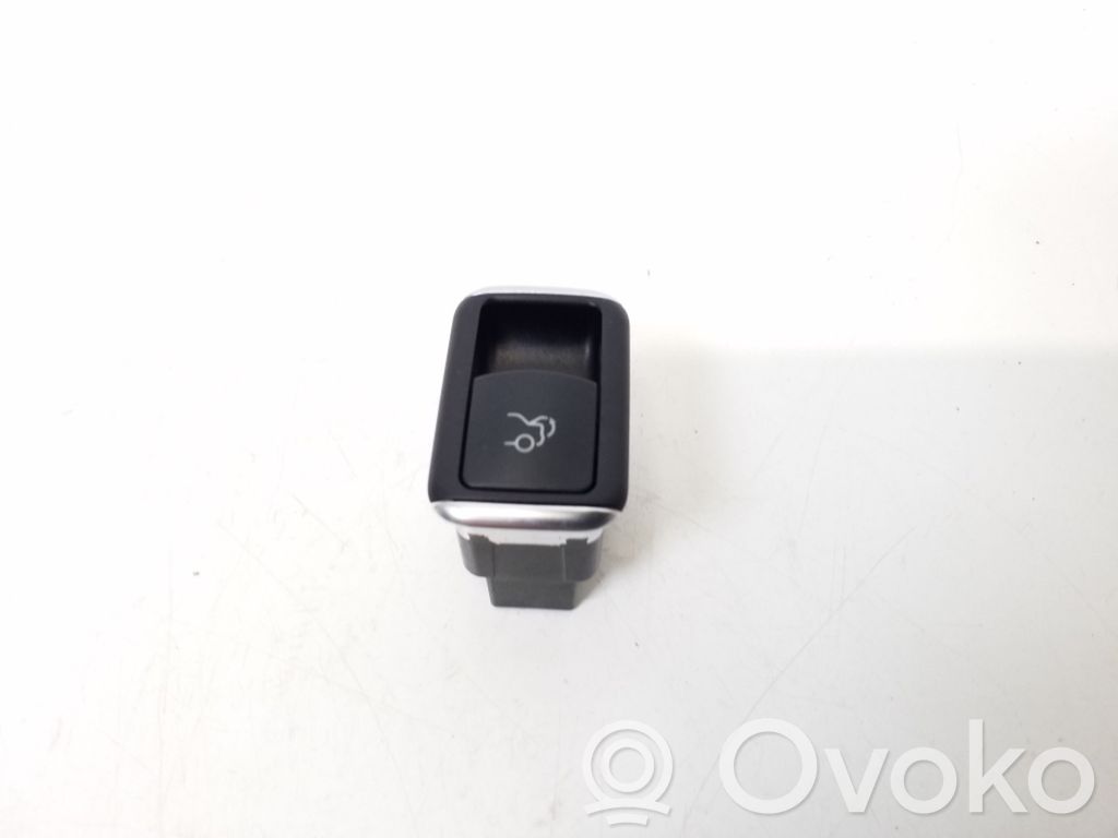 Mercedes-Benz E C207 W207 Tailgate opening switch 