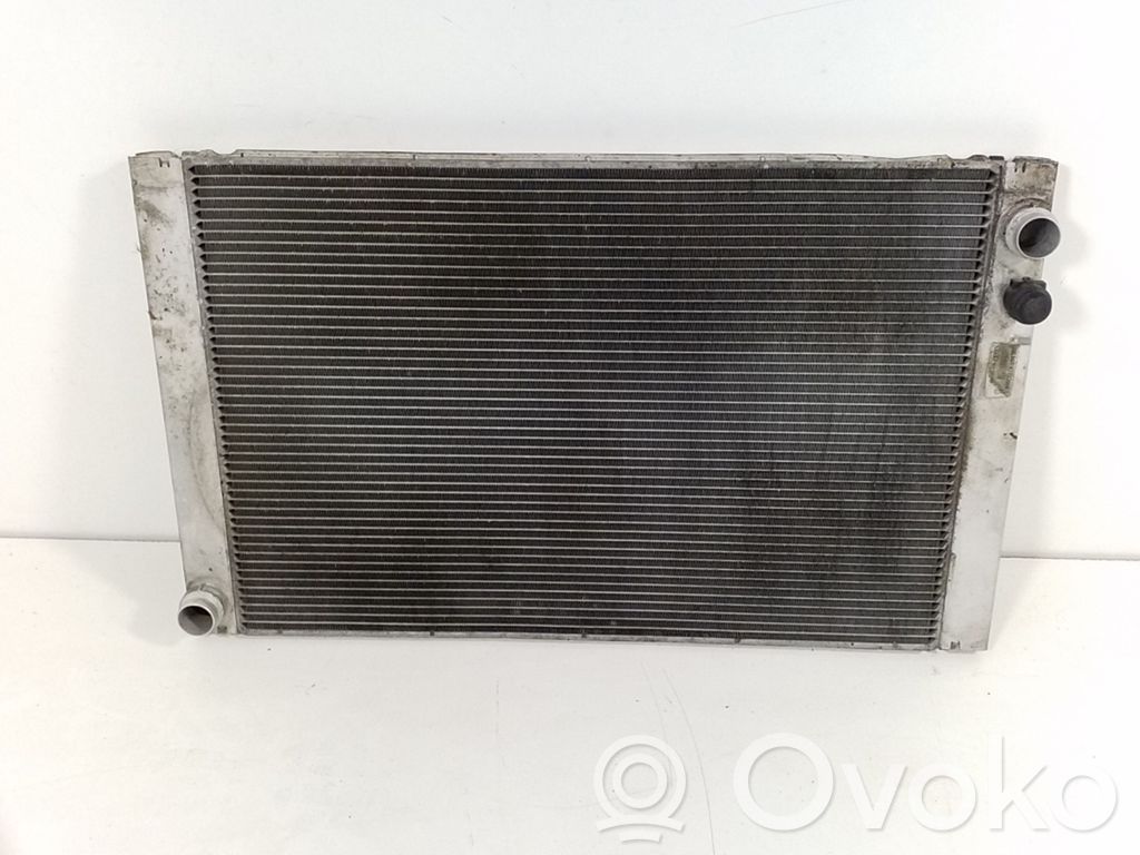 Radiateur de refroidissement   4E0121251