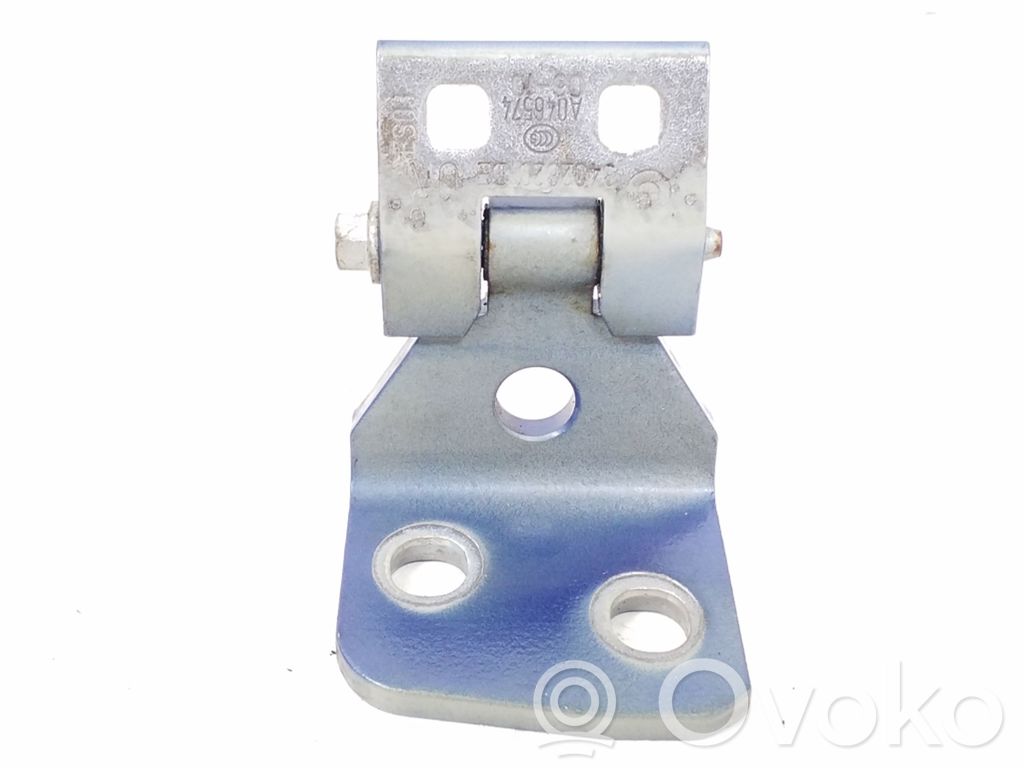 BMW X3 E83 Front door upper hinge 