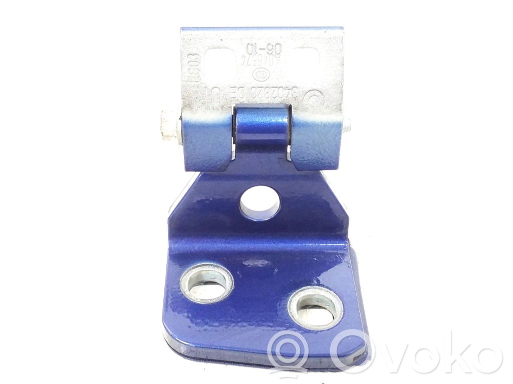 BMW X3 E83 Rear door upper hinge 
