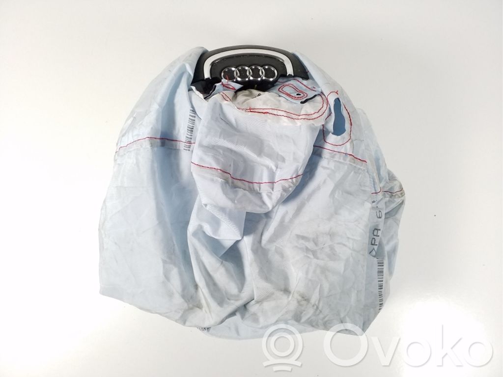 Audi A5 8T 8F Stūres drošības spilvens 