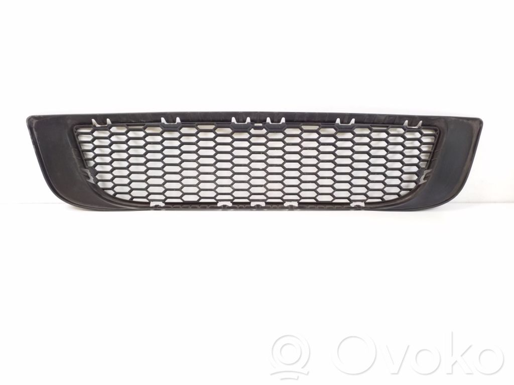 BMW X3 E83 Front bumper lower grill 