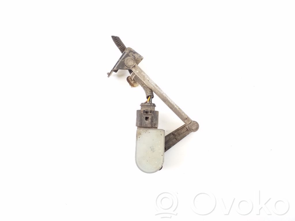 Infiniti Q70 Y51 Rear air suspension level height sensor 
