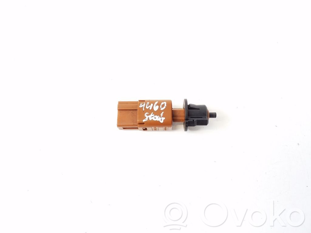 Infiniti Q70 Y51 Brake pedal sensor switch 