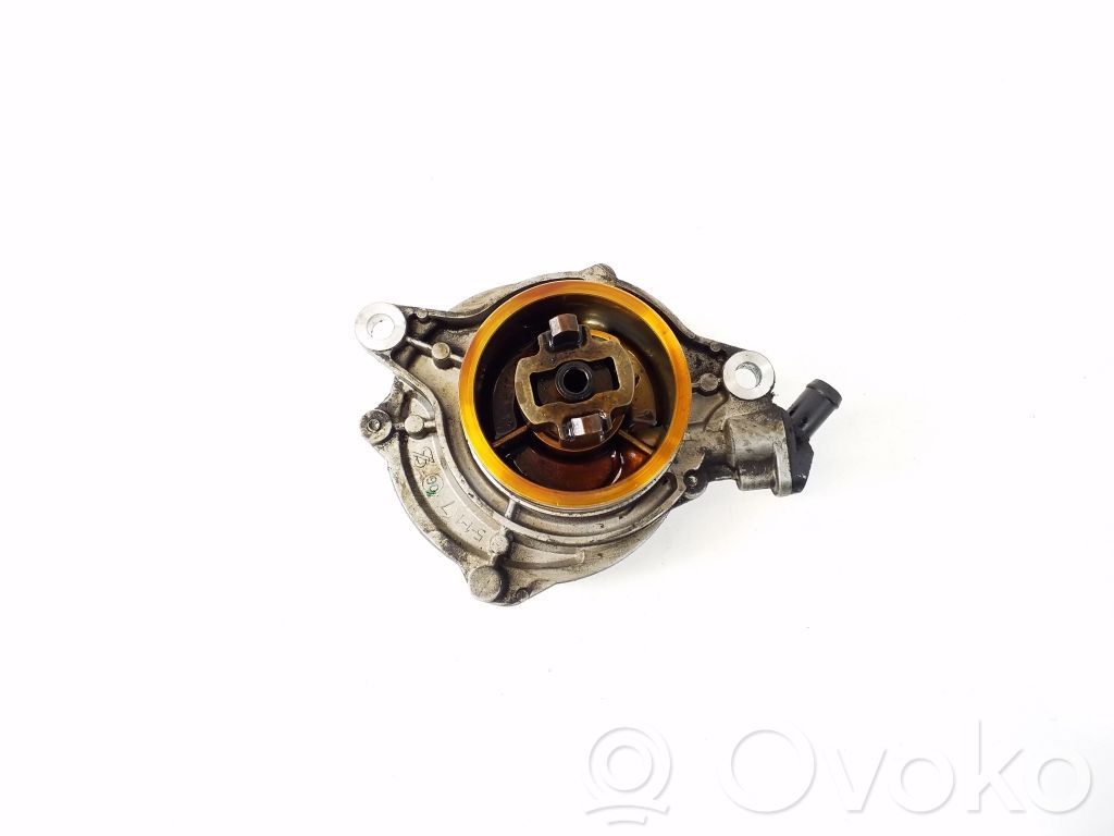BMW X3 E83 Vacuum pump 