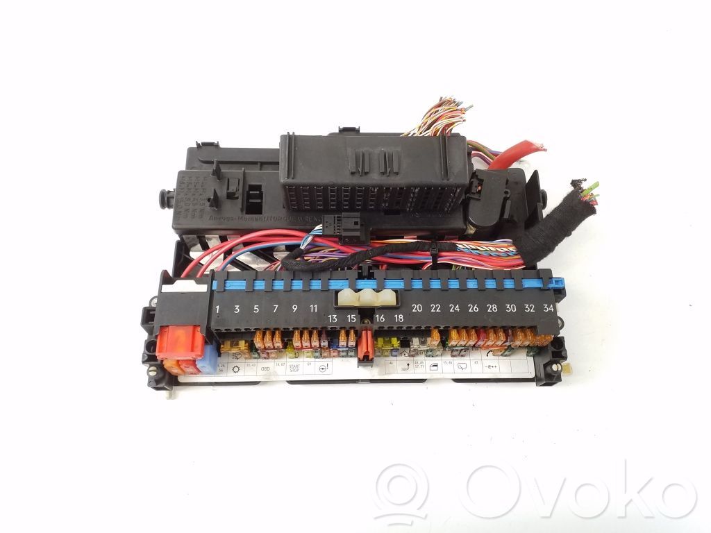 BMW X3 E83 Fuse module 
