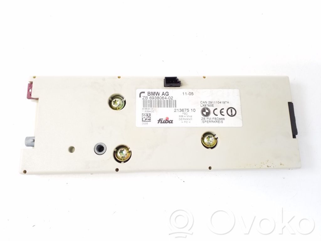 BMW 7 E65 E66 Aerial antenna amplifier 
