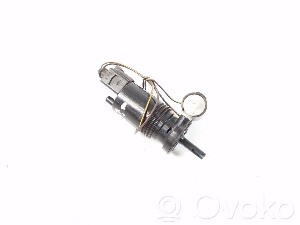 Jeep Grand Cherokee (WK) Windscreen/windshield washer pump 
