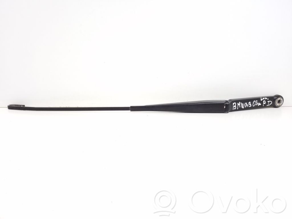 BMW X3 E83 Front wiper blade arm 
