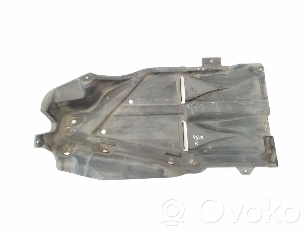 BMW X3 E83 Protector/cubierta de la carrocería inferior del maletero 