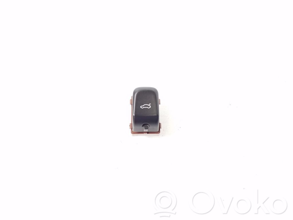 Audi A4 S4 B8 8K Tailgate opening switch 