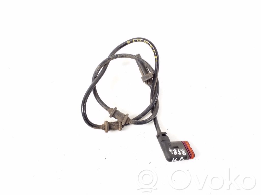 Mercedes-Benz E W212 Sensor de freno del ABS trasero 