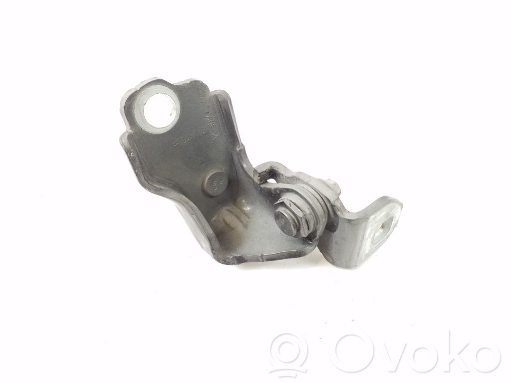 Ford Mondeo MK V Front door lower hinge 