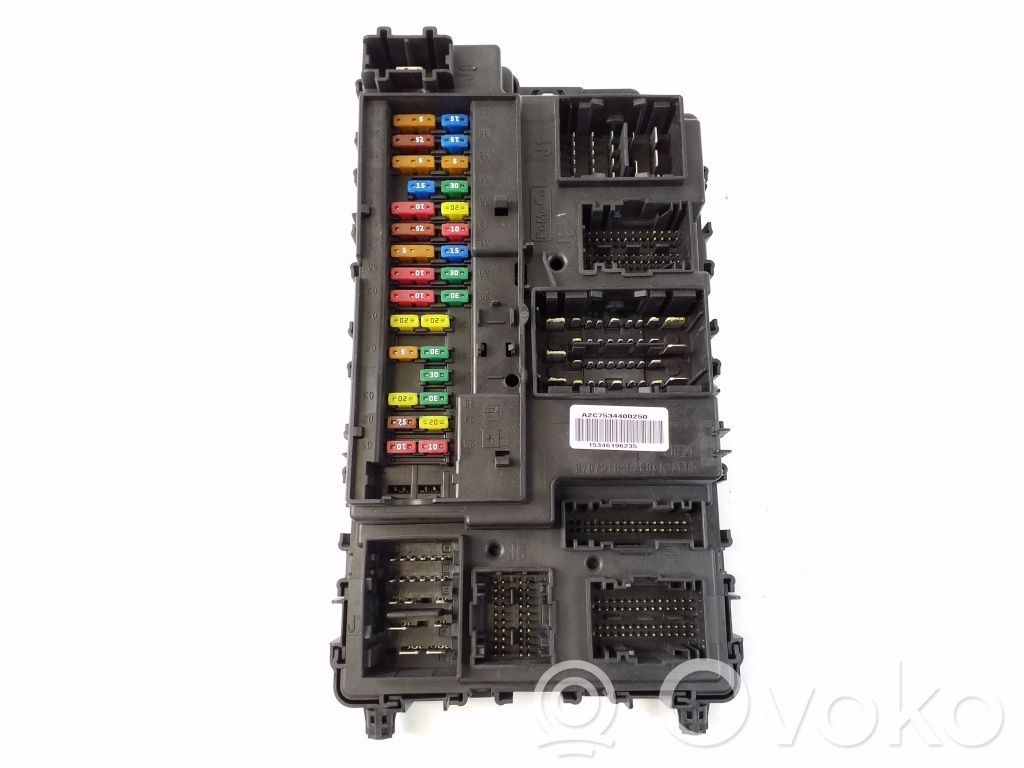 Ford Mondeo MK V Sulakemoduuli 