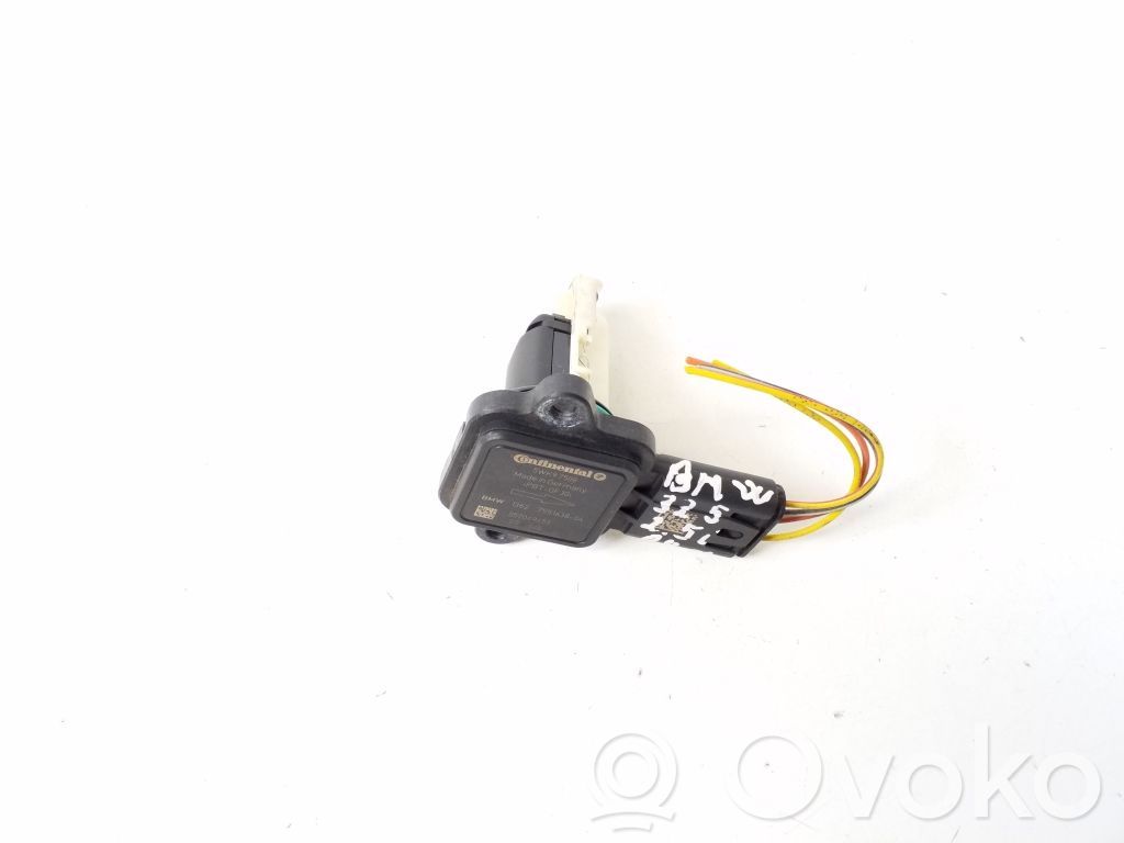 BMW 1 E82 E88 Mass air flow meter 