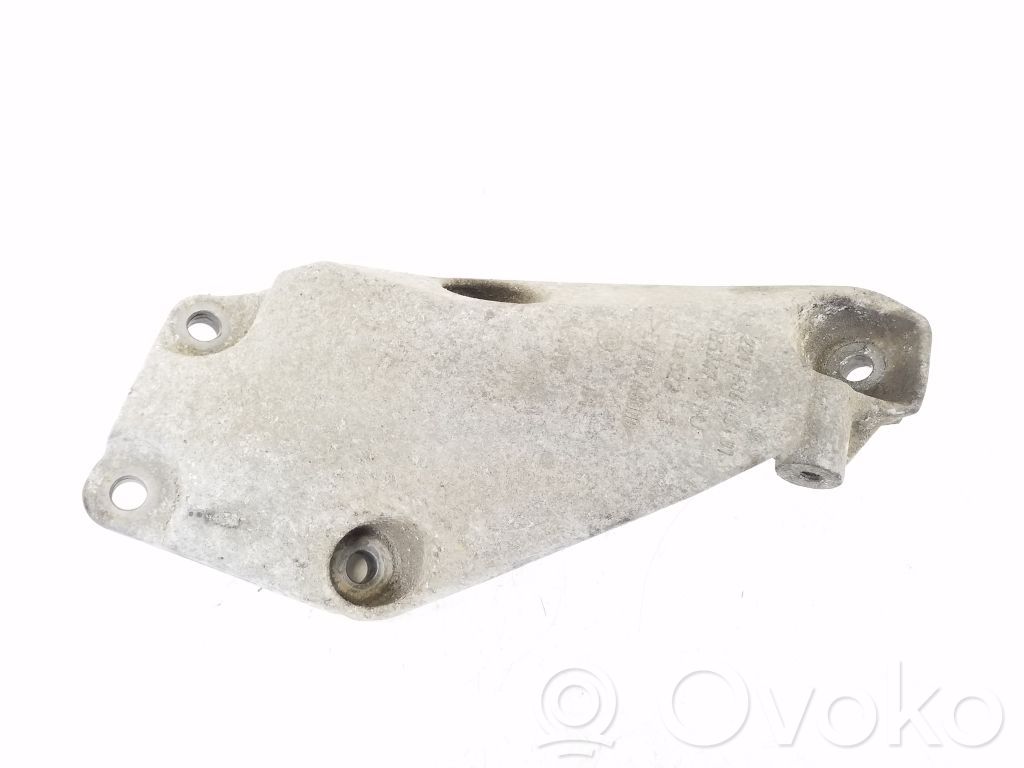 BMW X3 F25 Engine mounting bracket 