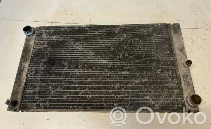 Dzesēšanas šķidruma radiators   2248478,B7222