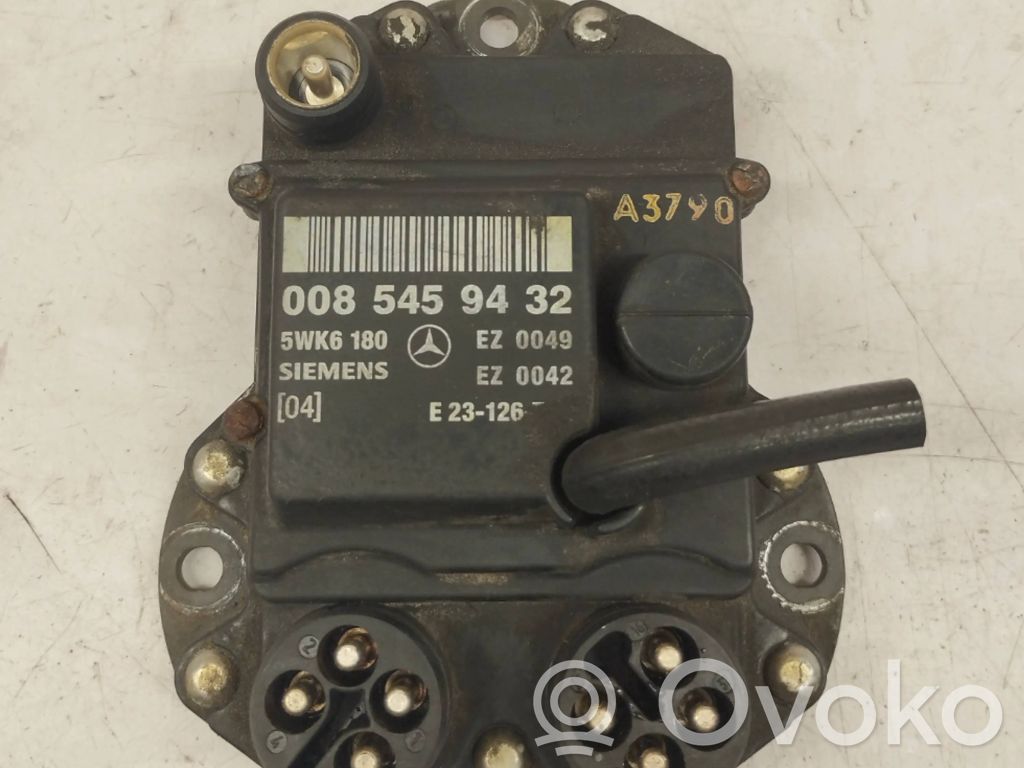 Mercedes-Benz E W124 Ignition amplifier control unit 