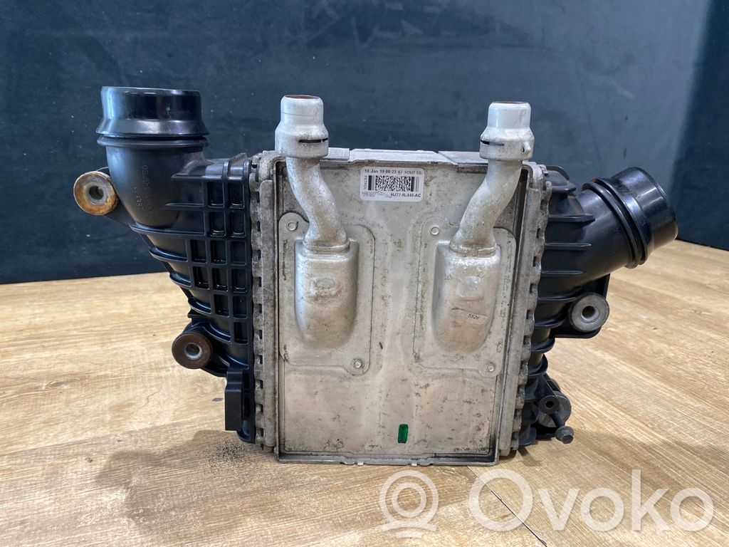 Land Rover Discovery Sport Intercooler radiator 