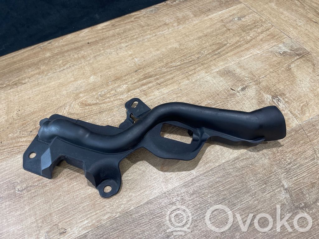 BMW M4 G82 G83 Kita variklio skyriaus detalė 