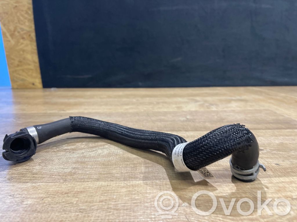 Land Rover Range Rover Evoque L551 Conductă/furtun lichid de răcire motor 