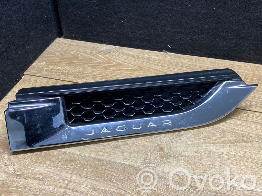 Jaguar F-Type Etusäleikkö 