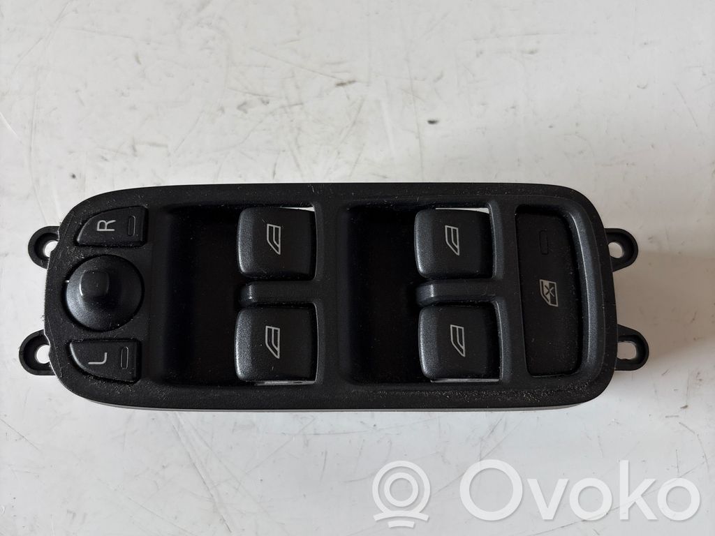 Volvo XC60 Electric window control switch 