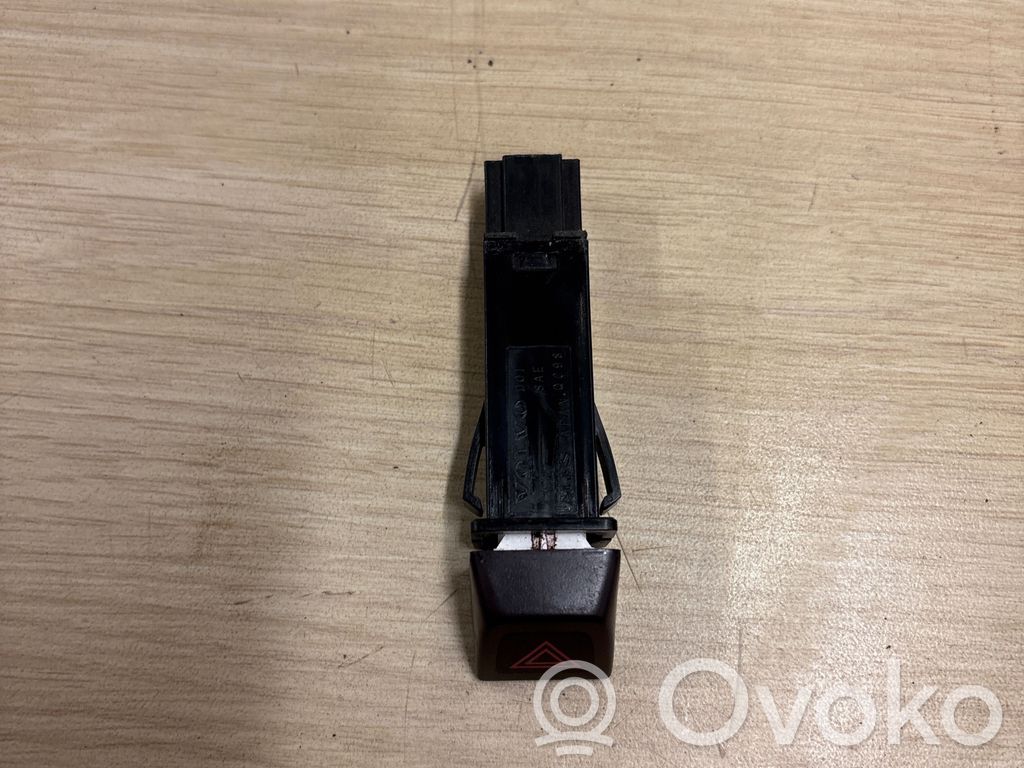 Volvo XC60 Hazard light switch 